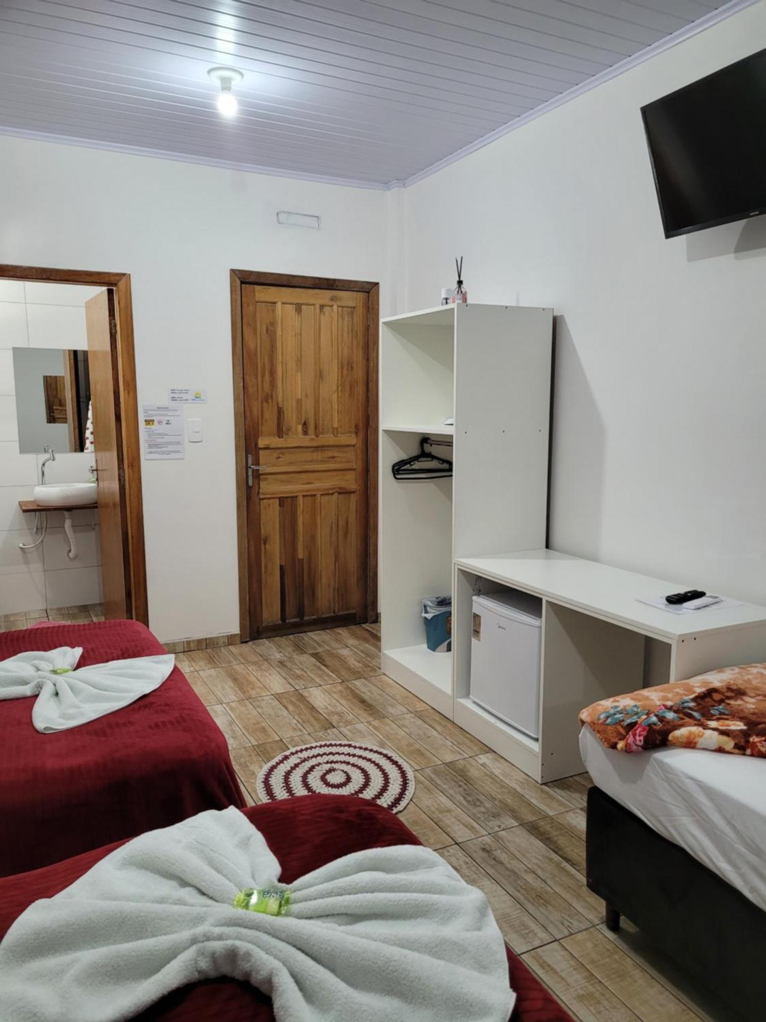 Pousada Pontal Da Armacao ペーニャ 部屋 写真