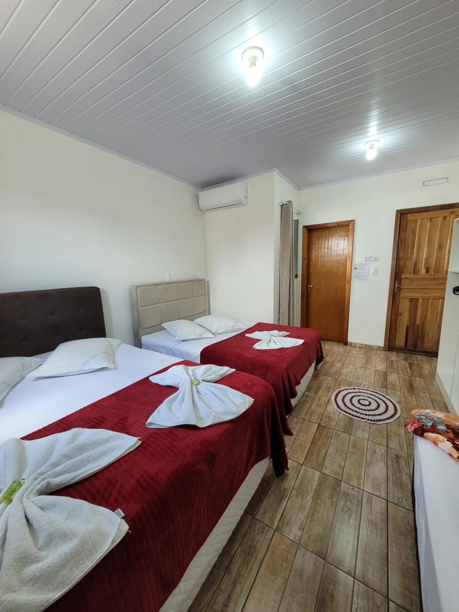 Pousada Pontal Da Armacao ペーニャ 部屋 写真